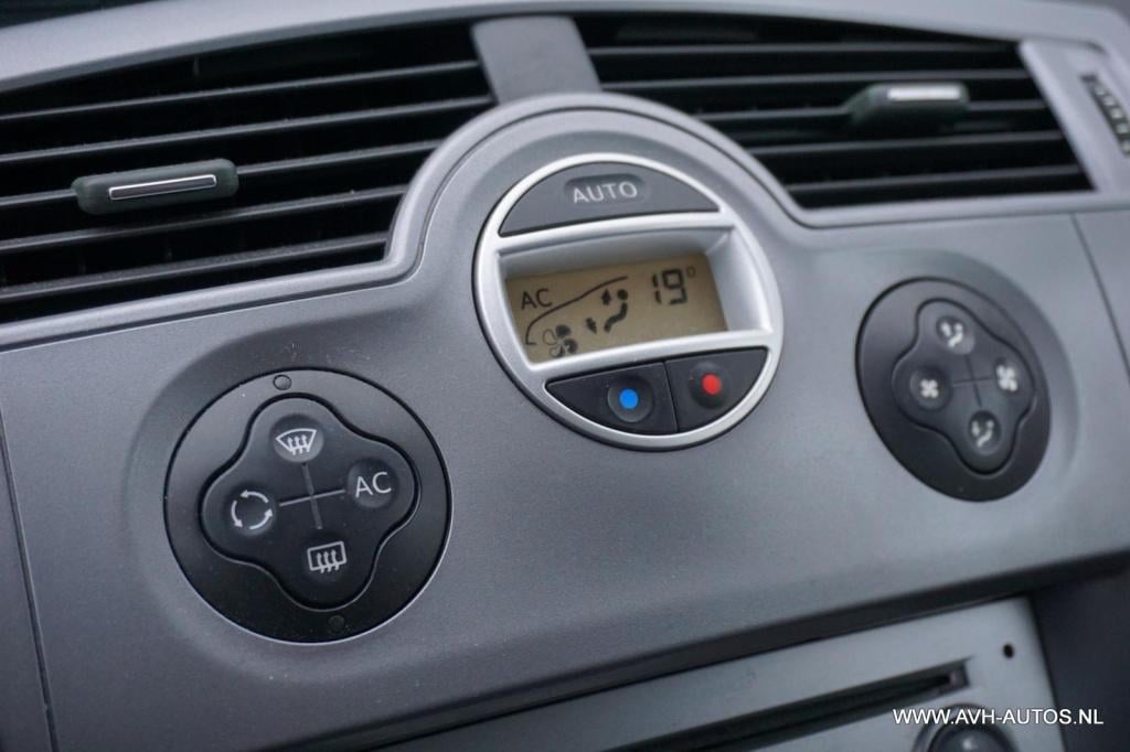 Renault Grand Scenic 2.0-16v tech line automaat