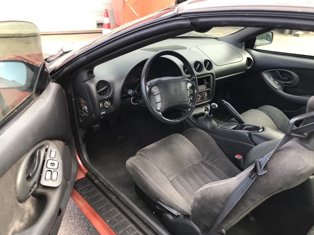 Pontiac Firebird 3.4 v6 formula