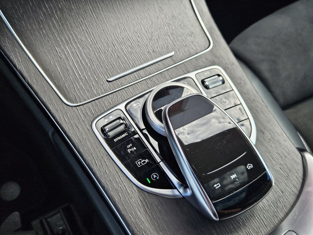 Mercedes-Benz C-Klasse coupé 300 premium plus pack | burmester | acc