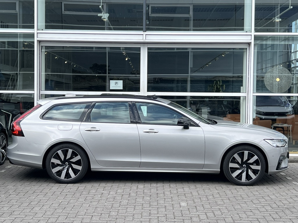 Volvo V90 t6 398pk awd recharge ultimate dark full options !