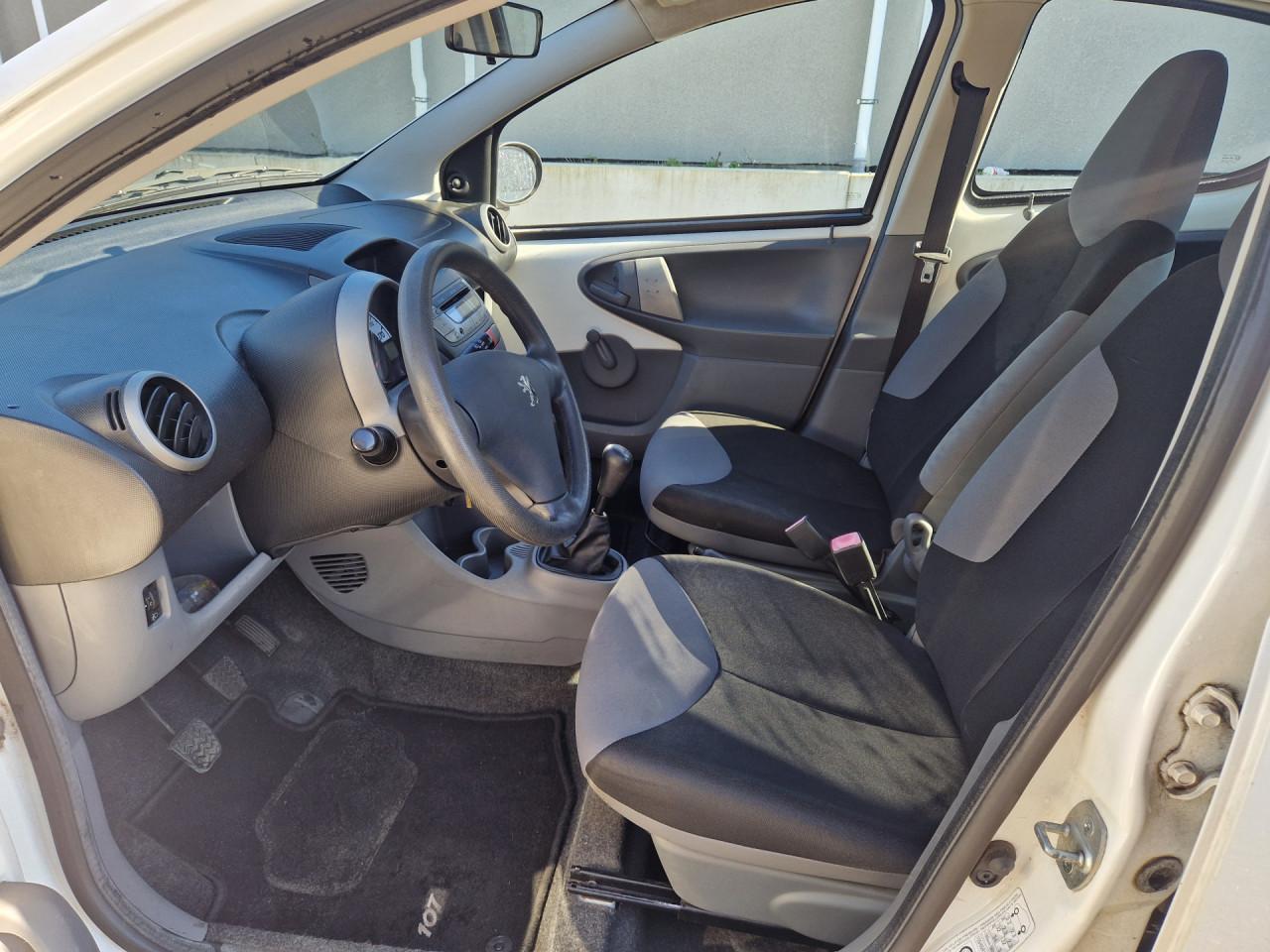 Peugeot 107 1.0-12V XR