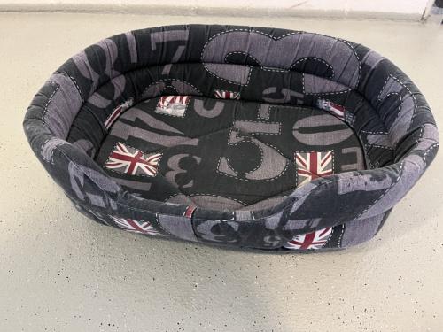 Huisdierenmandje met leuke print