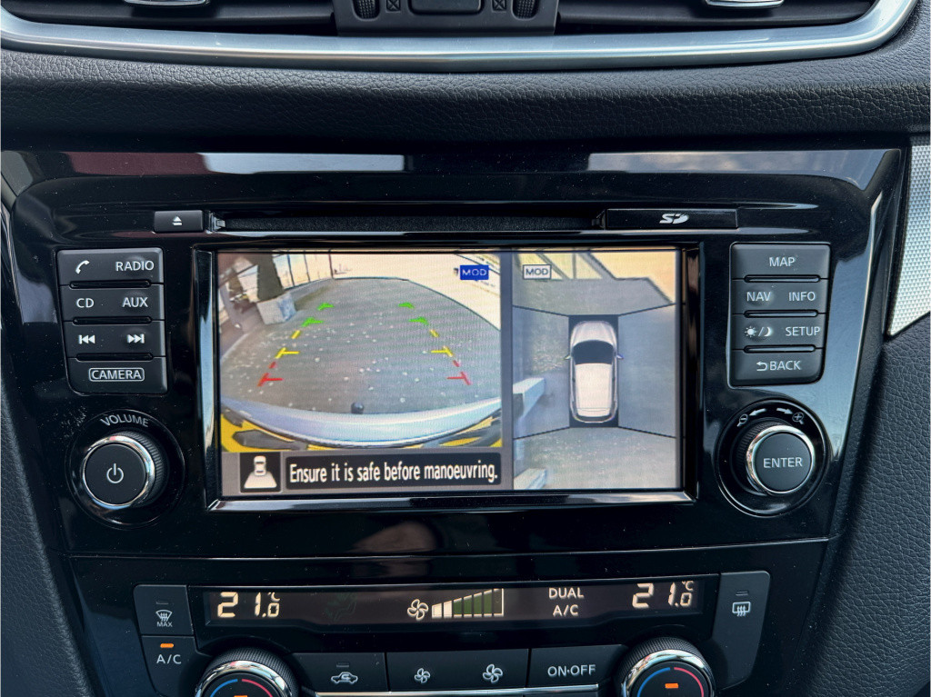 Nissan Qashqai 1.2 n-connecta panorama dak
