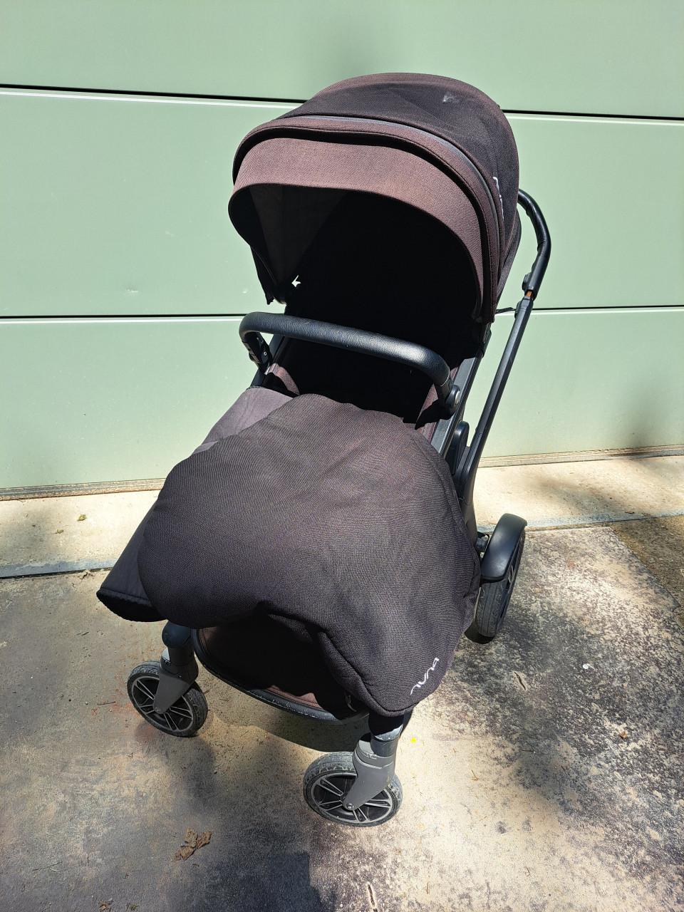 TE KOOP: Nuna Demi Grow zwart