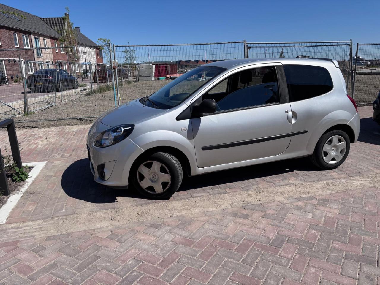 Renault Twingo grijs