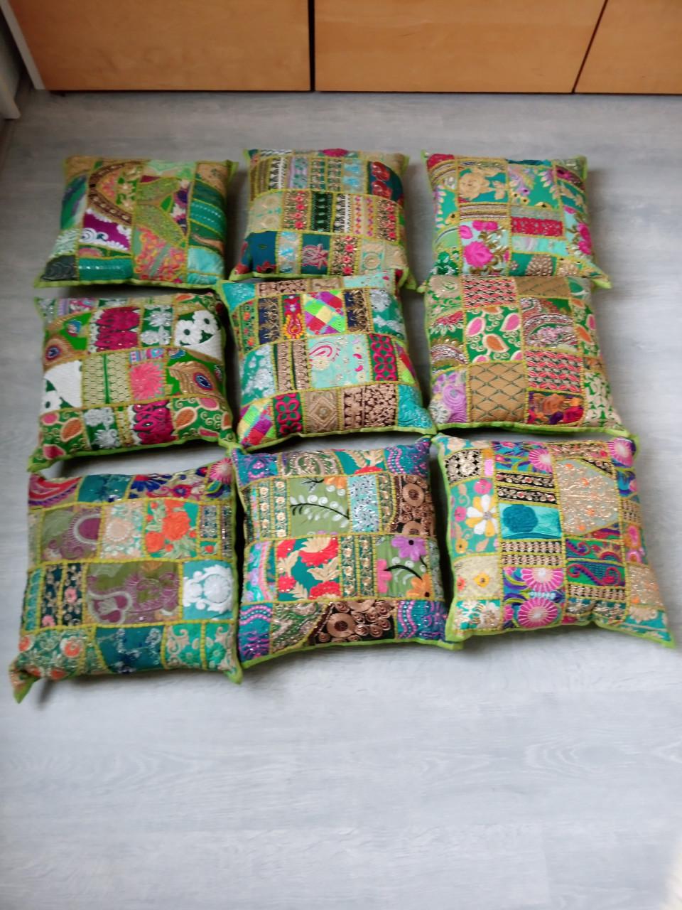 9x Groene kussentjes India handmade
