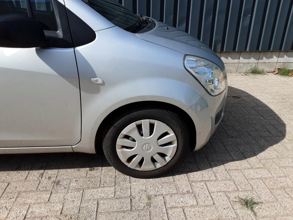 Suzuki Splash 1.0 trend