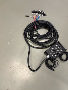 Mulitkabel xlr 16 in 4 out