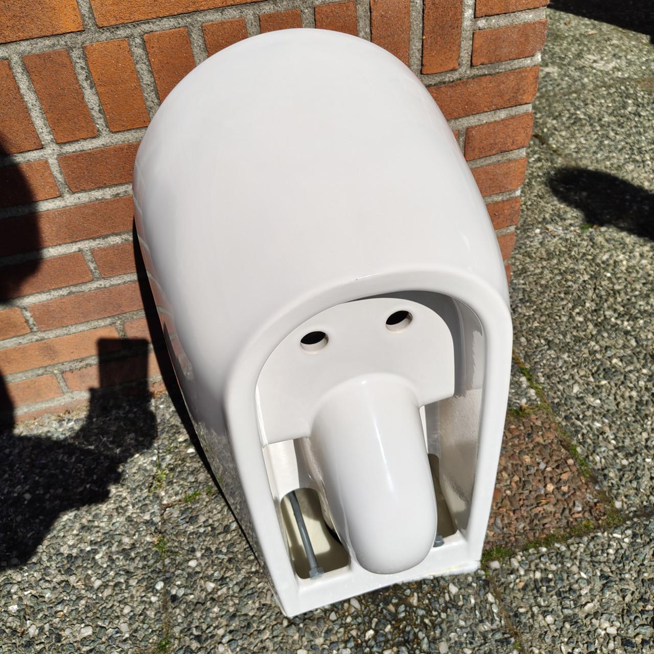 Duravit Me by Starck hangtoilet, diepspoel en rimless.