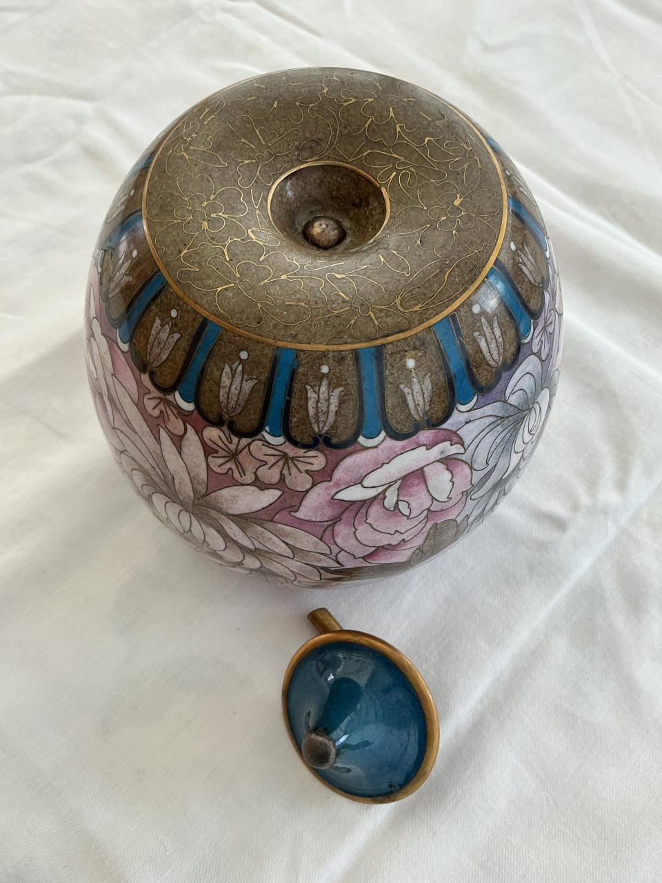 Cloisonné