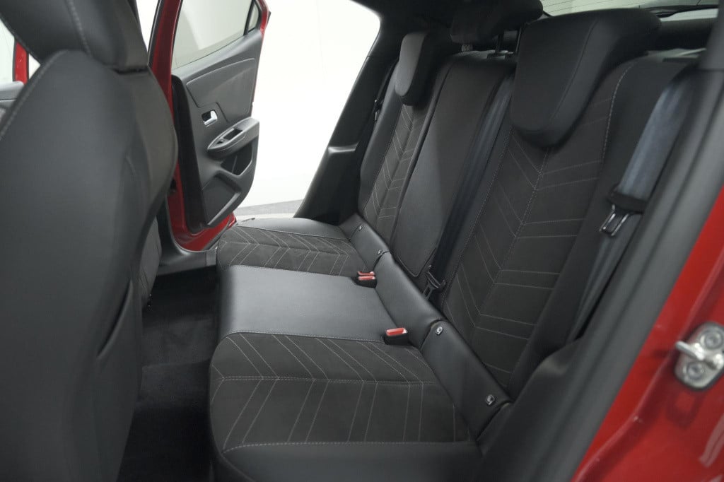 Opel Mokka 130 turbo eat8 ultimate | camera | dodehoekdetectie | massage | 