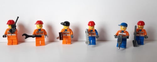 Lego minifiguren: werkman, bouwvakker met gereedschap