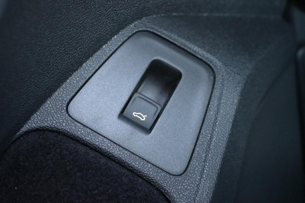 Volkswagen Tiguan 1.4 tsi act highline business r advance 150pk dsg6