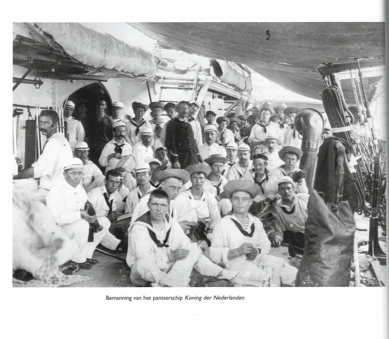 De Nederlandse Zeemacht. Pantserschepen Pantserdekschepen Monitors