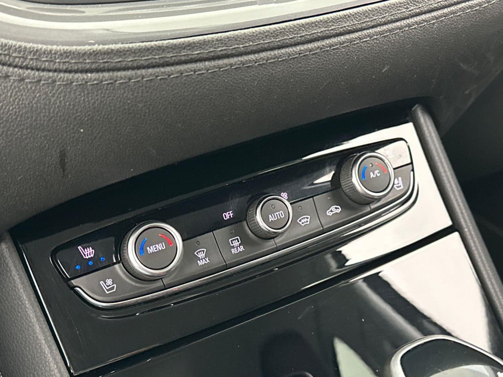 Opel Grandland X 1.2 turbo ultimate | lederen bekleding | stoel ventilatie 