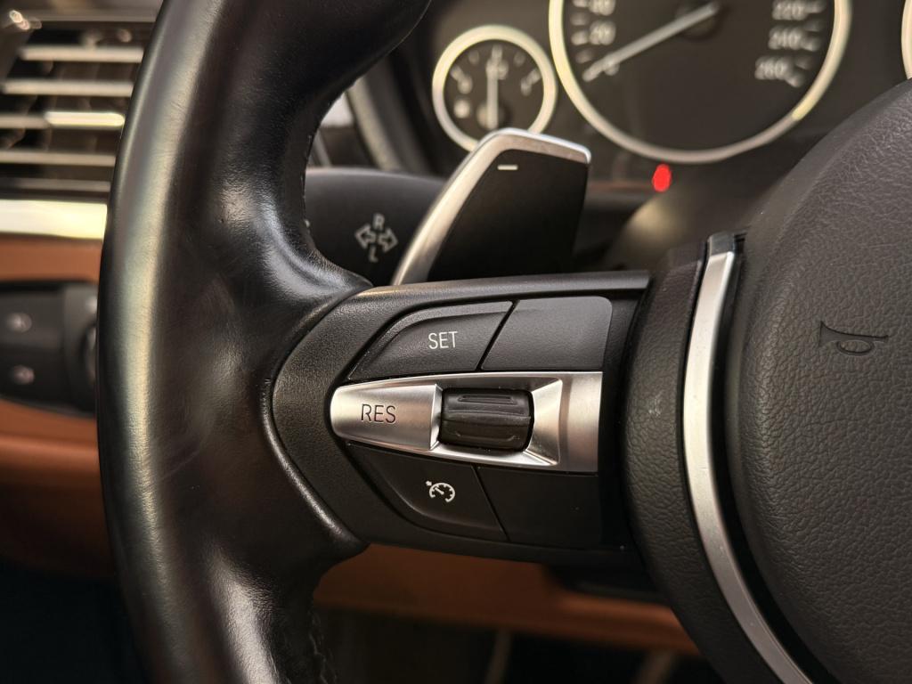 BMW 3-serie 320i high executive | harman/kardon | leder | v + a parkeersens