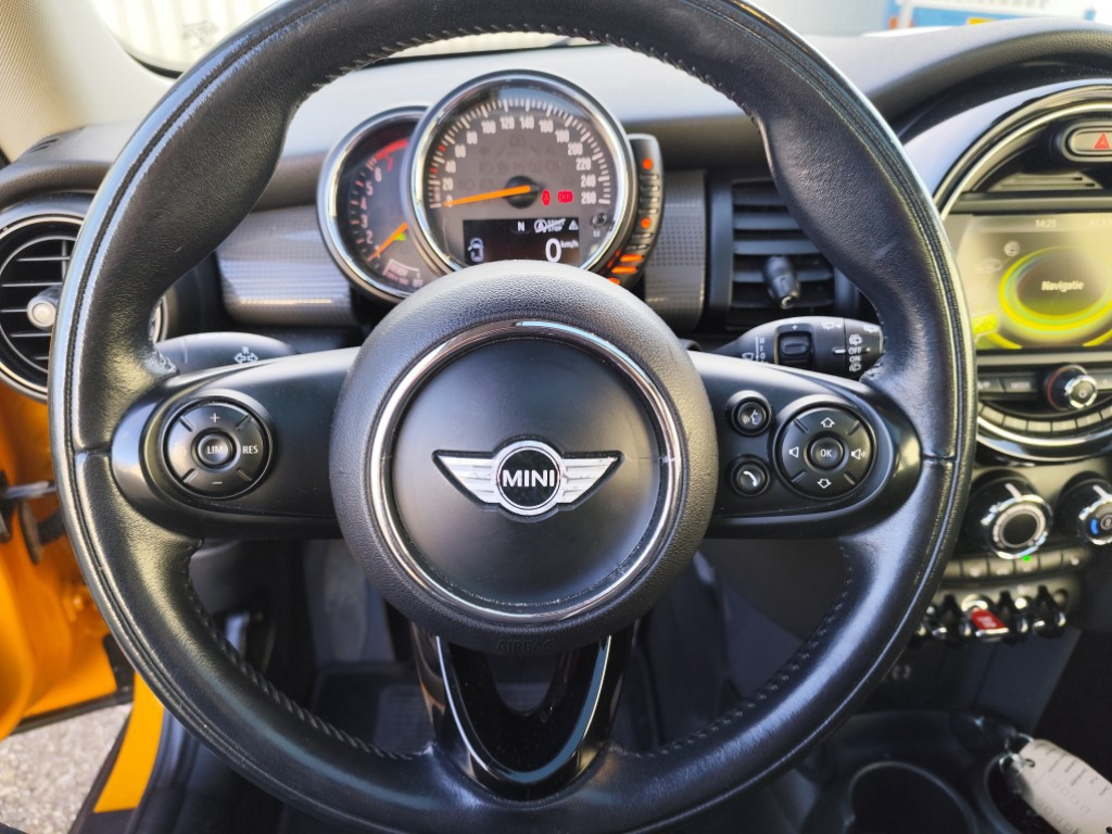 Mini Cooper mini 1.5 business panoramadak