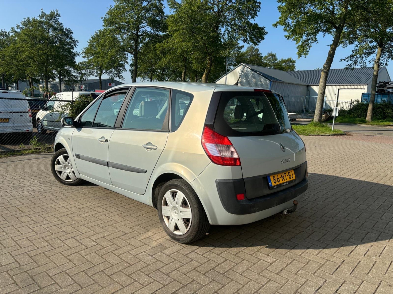 Renault Scenic 2.0-16V Dynamique Comfort