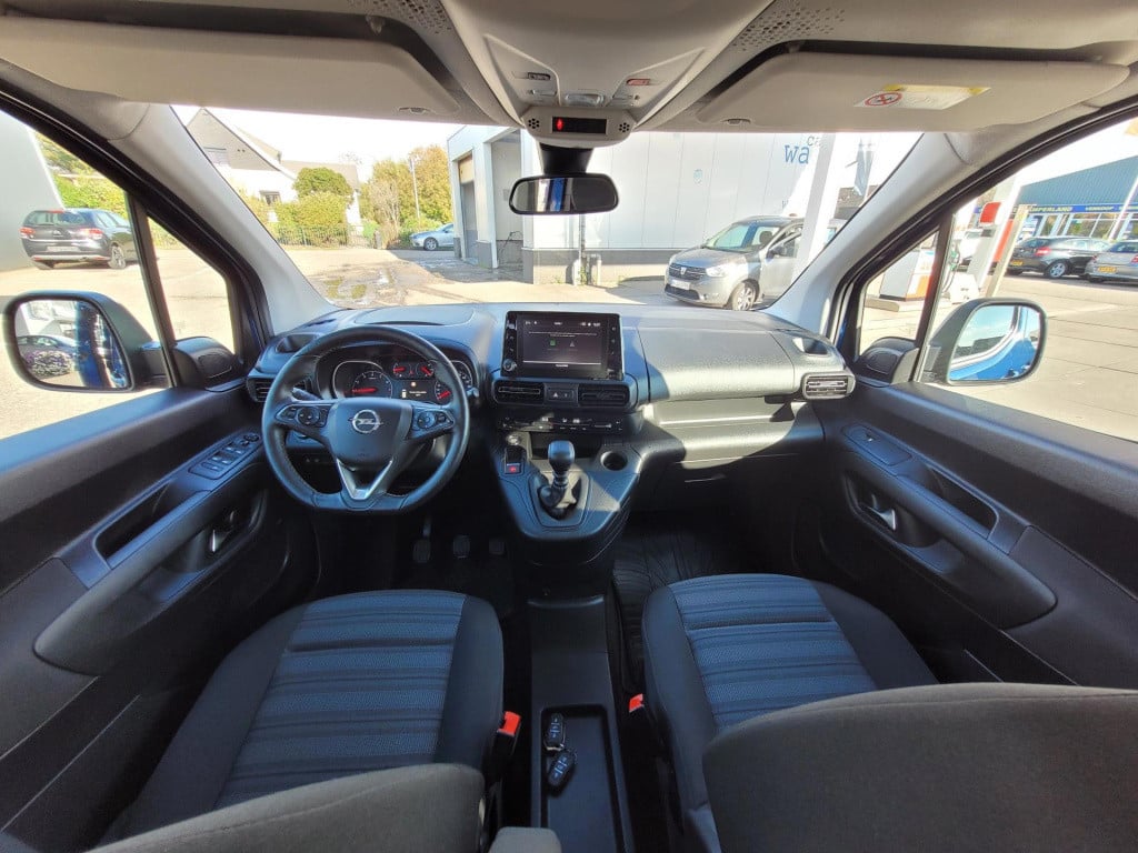 Opel Combo 1.2 turbo l2h1 edition l2 rolstoelauto