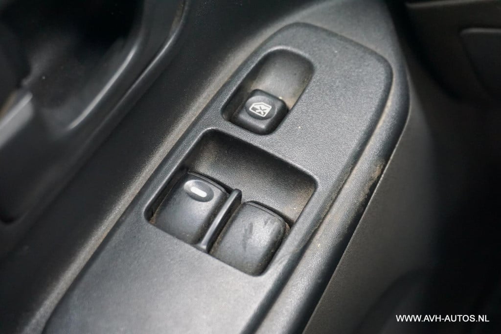 Mitsubishi Pajero 3.2 di-d glx hr, brandstofpomp niet goed!
