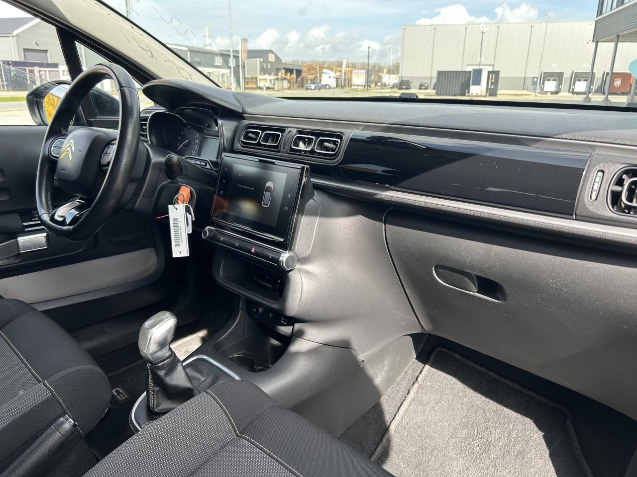 Citroen C3 1.2 PureTech Shine|CARPLAY|APK|CAMERA|CRUISE CONTR