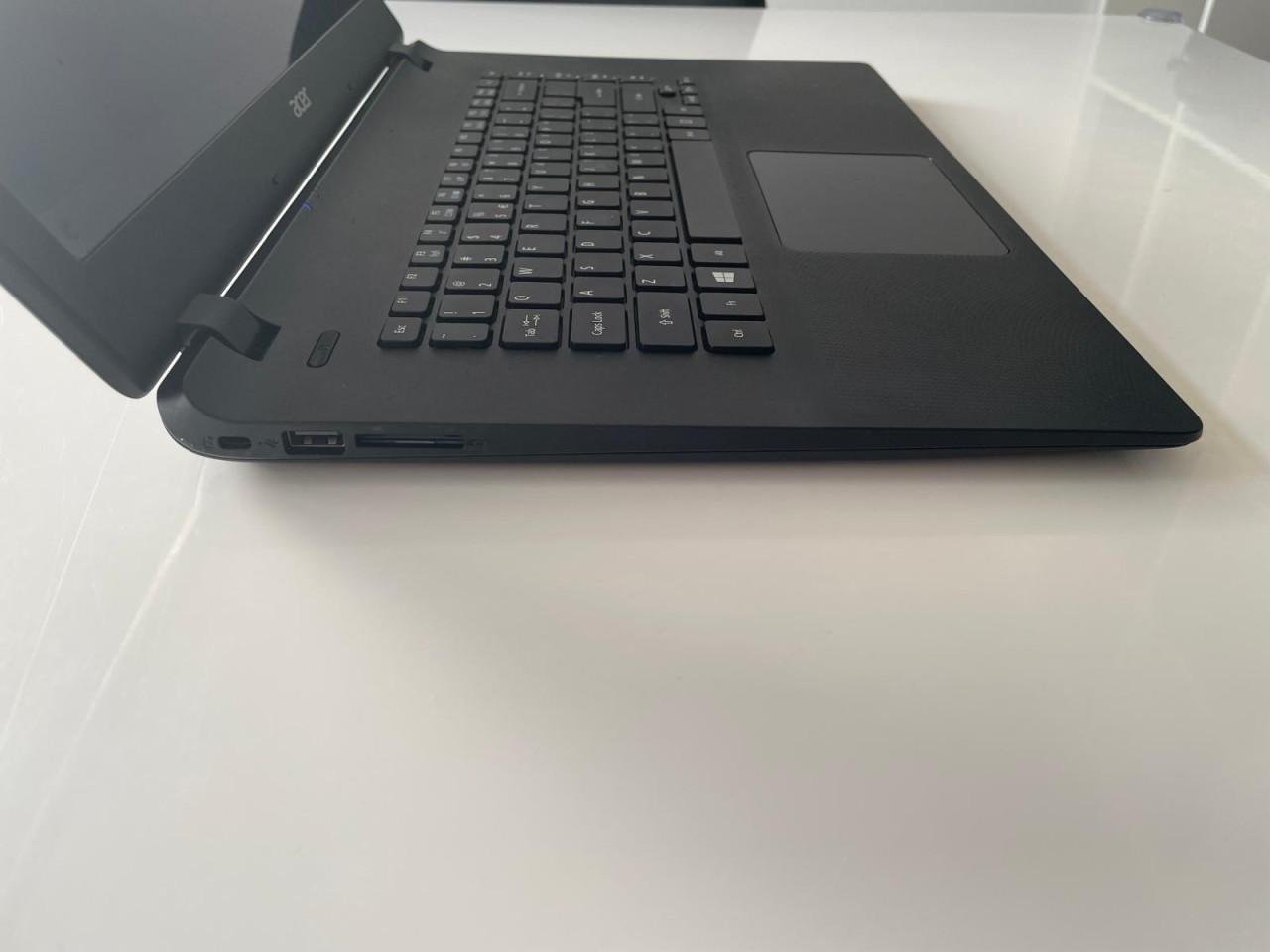 Acer laptop - met Office, SSD en Windows 11