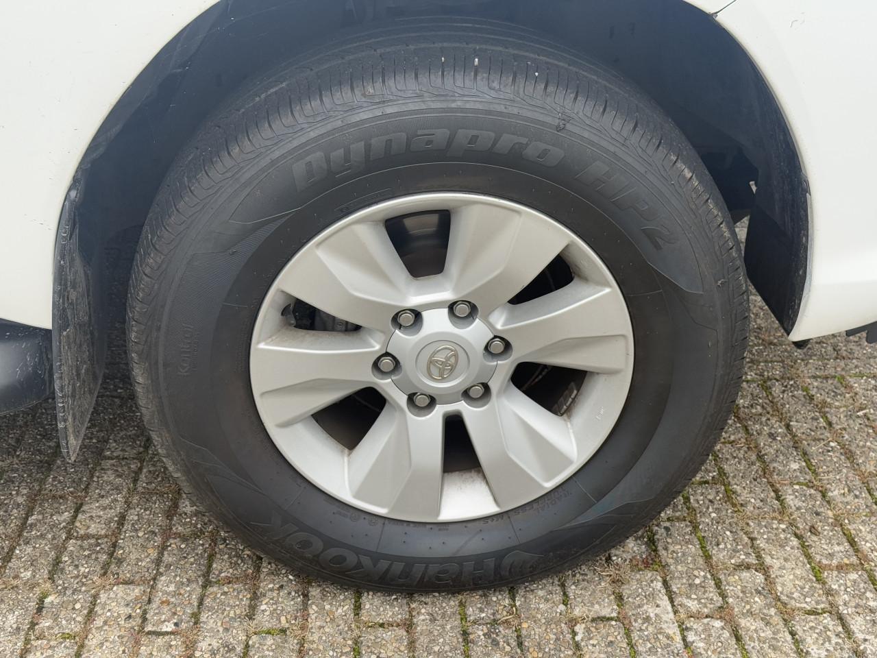 Toyota HiLux - HiLux - 2.4 D-4D Cool Comfort Double Cab Automaat| BTW |