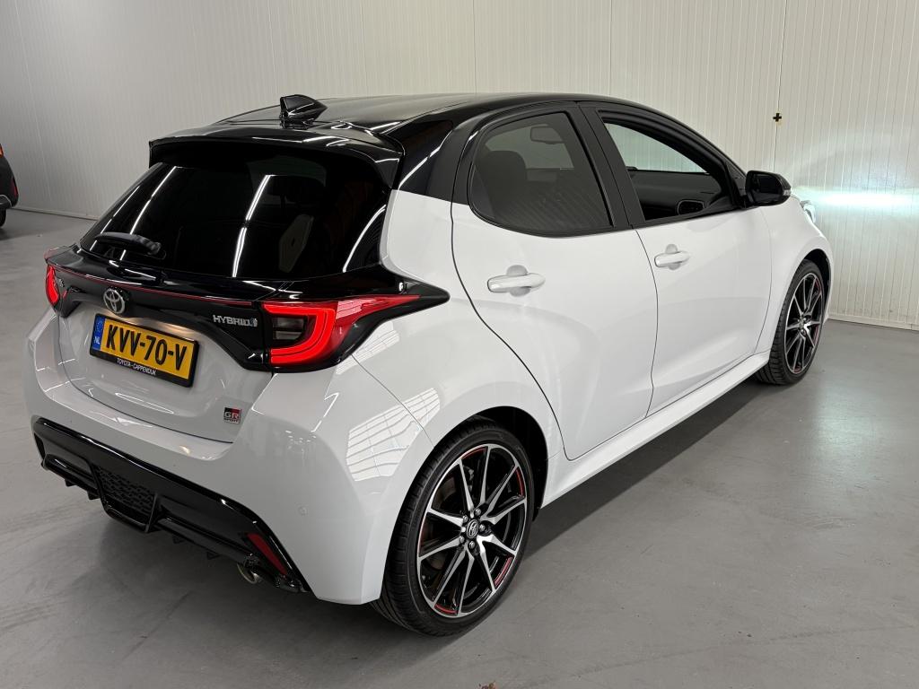 Toyota Yaris 1.5 hyb. gr sport