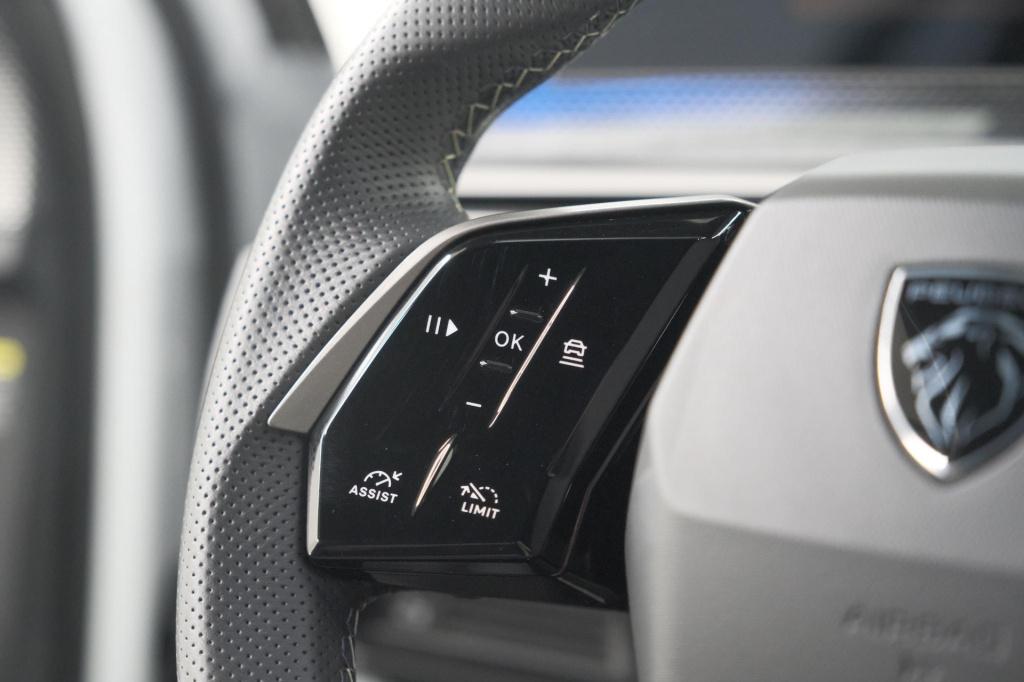 Peugeot 3008 1.2 hybrid 136 gt | elektrische kofferklep | camera | adaptiev