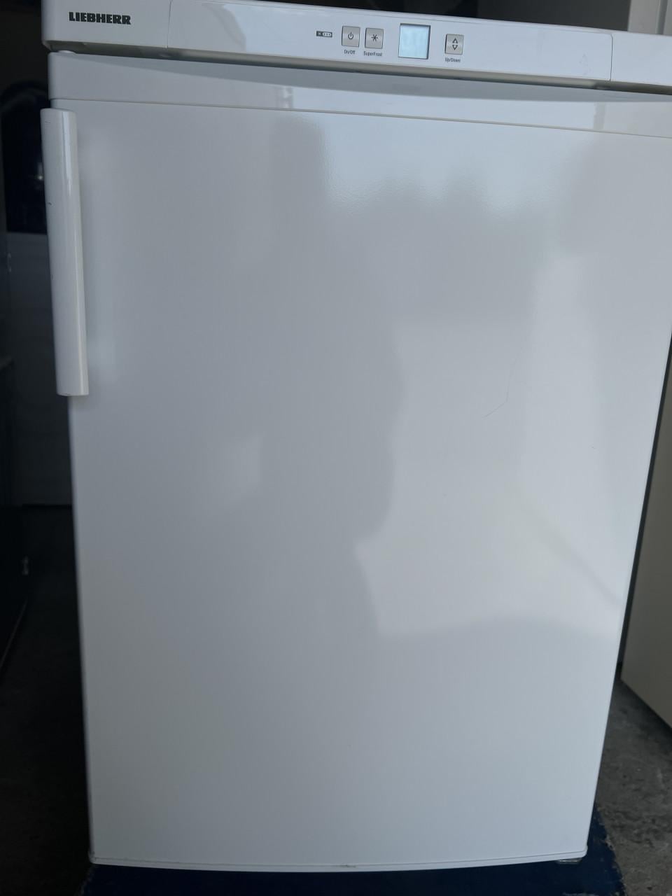Nieuwe Liebherr G1223 vriezer 85x56 cm. 101 liter