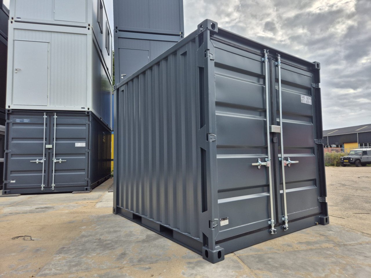 10ft milieucontainer / mileubox / container met opvangbak