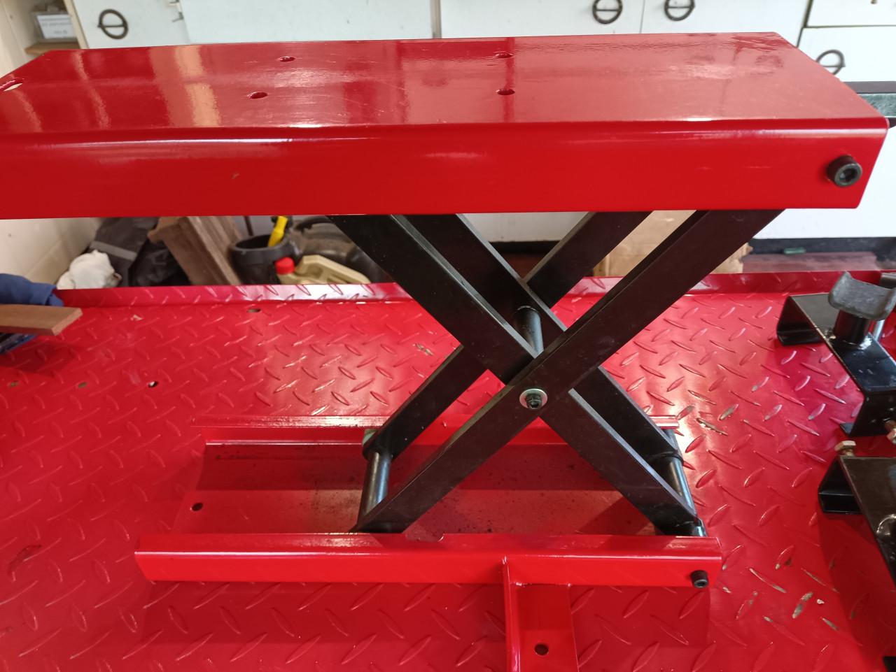 HBM heftafel voor motoren zonder middenbok