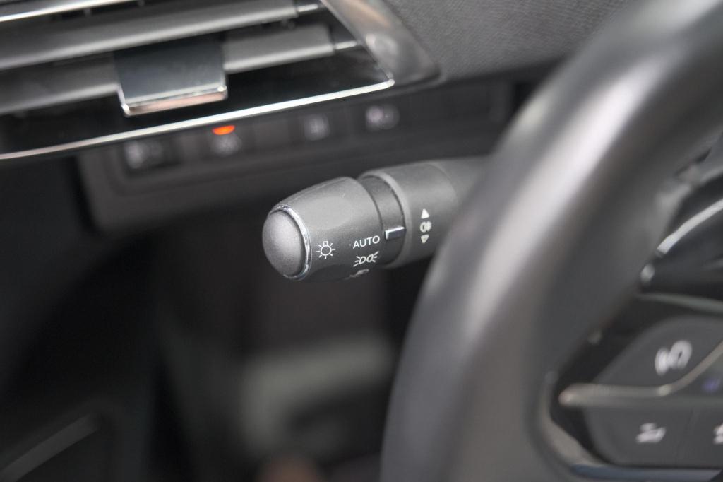 Peugeot 3008 1.6 hybrid 225 allure | camera | dodehoekdetectie | navigatie 