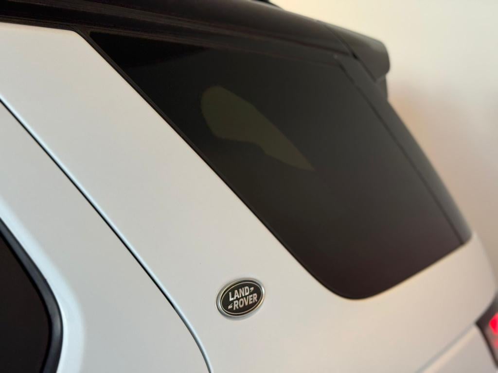 Land Rover Discovery p300e 1.5 r-dynamic s