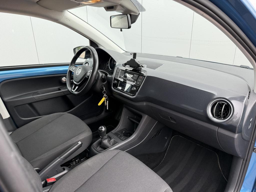 Volkswagen UP! 1.0 65pk 5drs. black style | camera | cruise