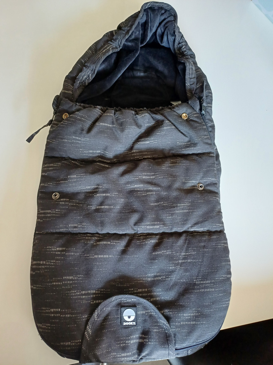 Maxi-Cosi Cabriofix incl. babyverkleiner en 2 voetenzakken