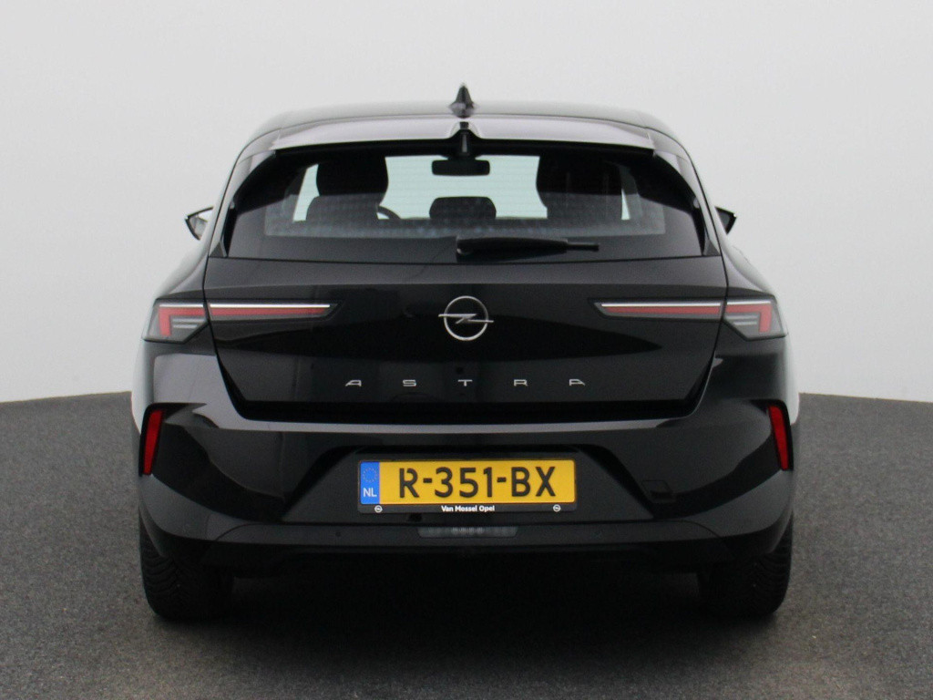 Opel Astra 1.2 edition | navigatie | climate control | parkeersensoren | le