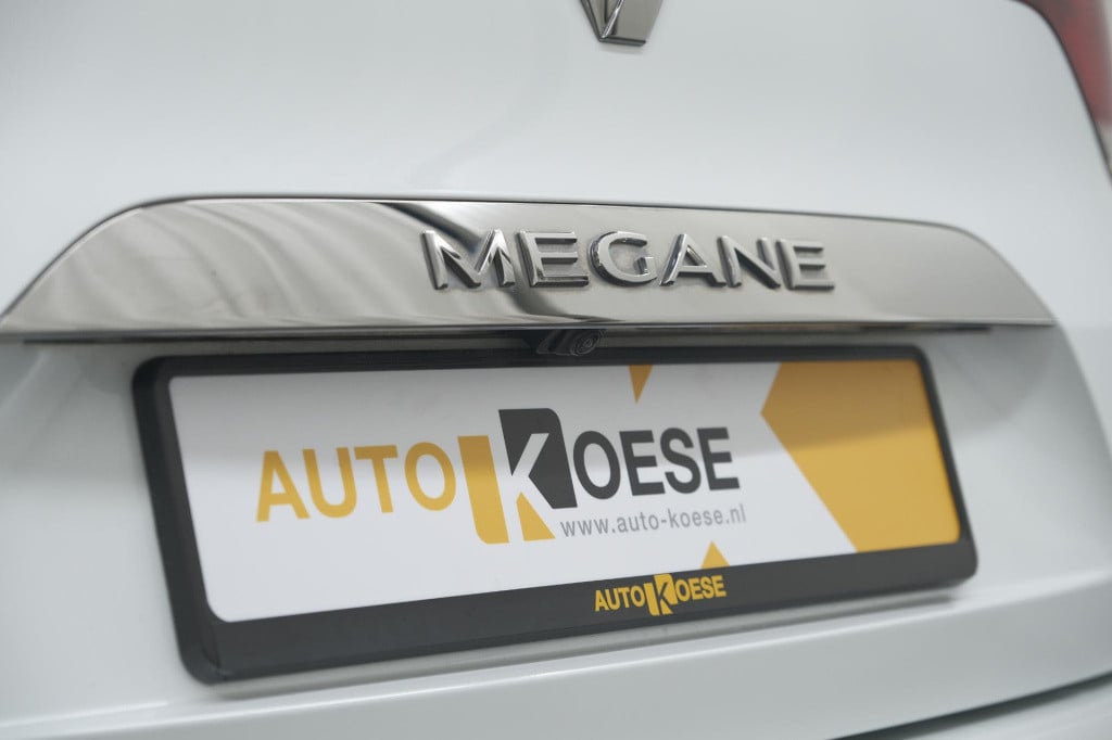 Renault Megane tce 140 edc techno | trekhaak | camera | navigatie | 9.3 inc