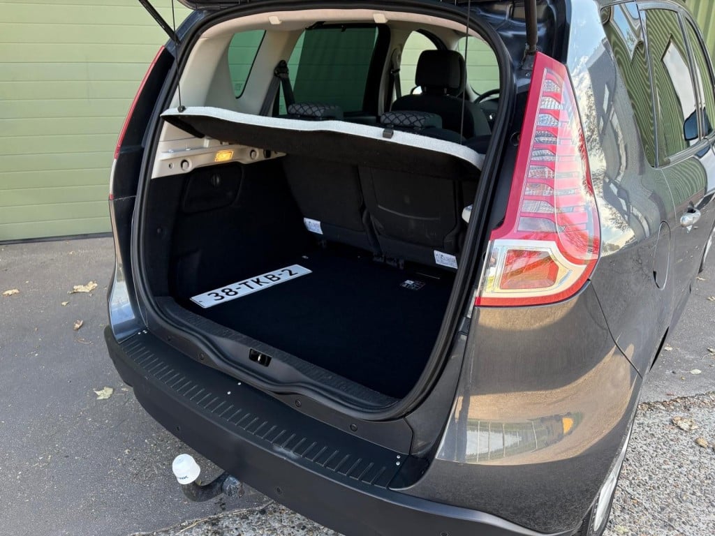 Renault Scenic 1.6 parisienne e85