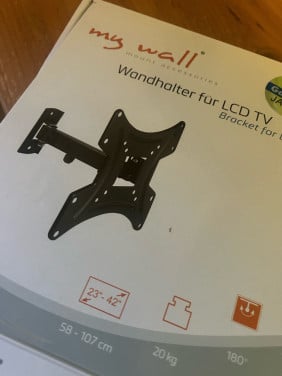 Muurbeugel voor (LCD) Schermenn