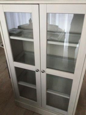 Leuke vitrinekast