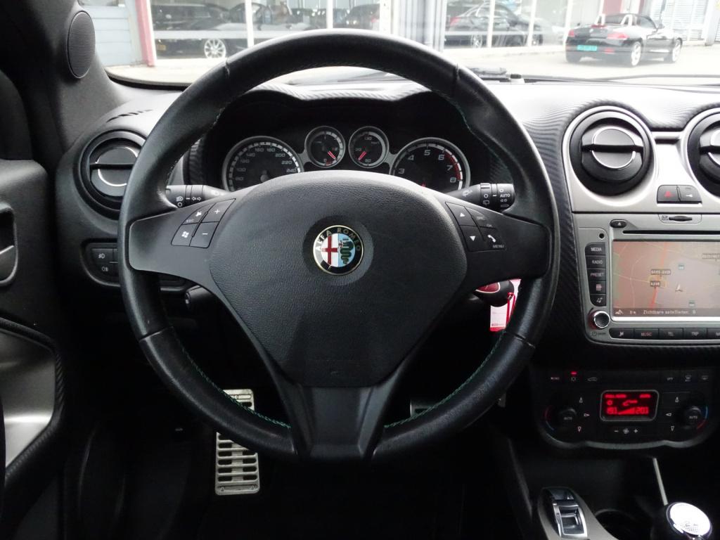 Alfa Romeo MiTo 1.4 t quadrifoglio verde 170pk | blue&me | leder | navi