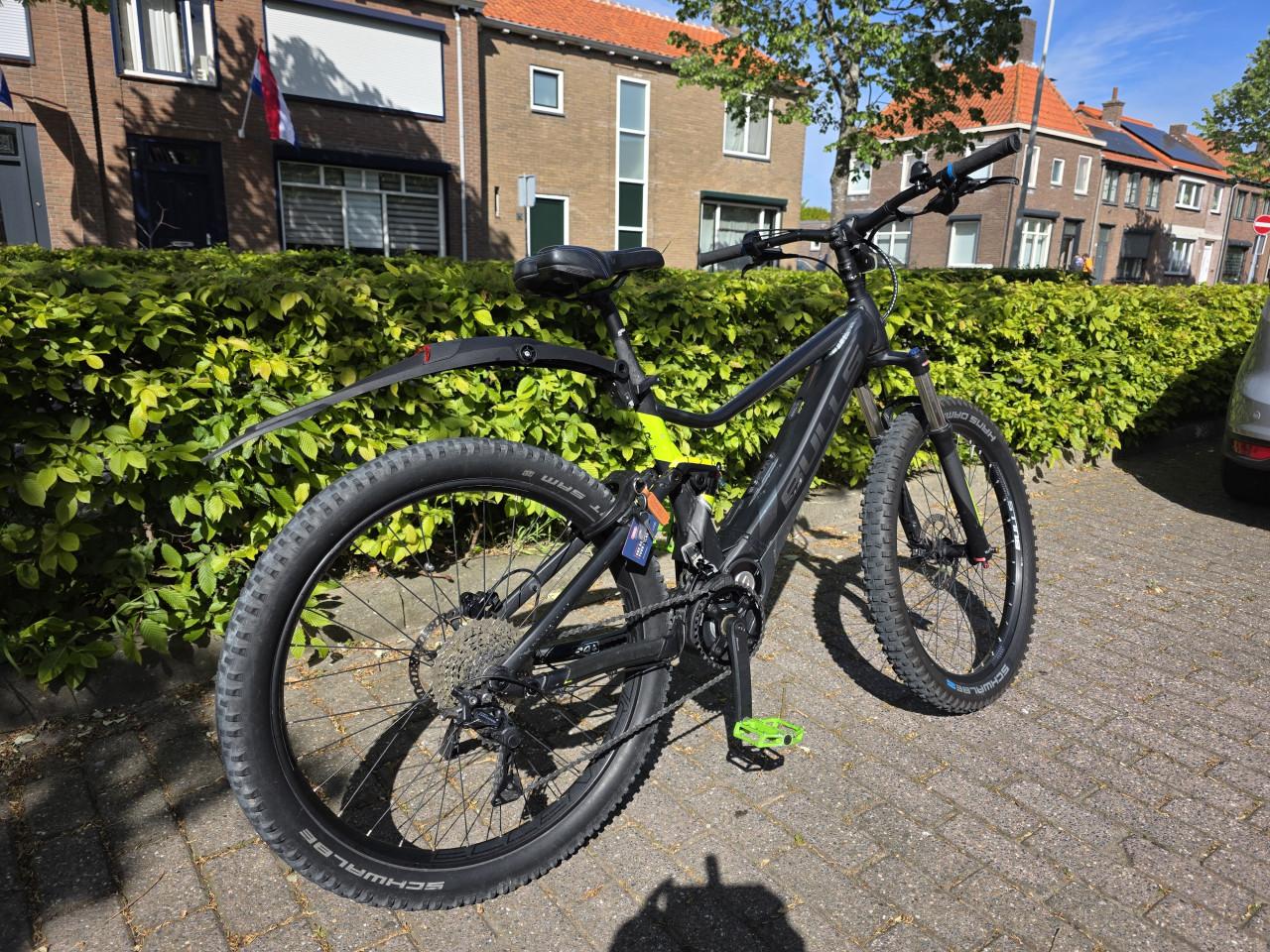 Keurig nette Bulls elektrische mountainbike met Brose middenmotor
