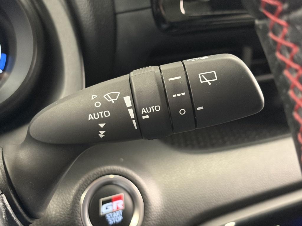 Toyota Yaris 1.5 hyb. gr sport