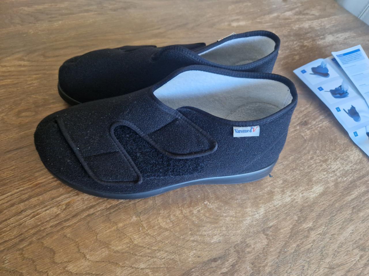 Verbandpantoffels mt 44