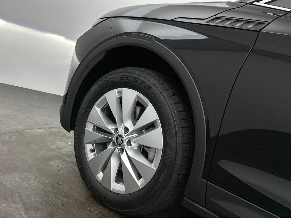 Skoda Elroq business edition elektromotor 210 kw / 286 pk suv