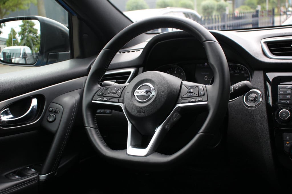 Nissan Qashqai 1.6 tekna + - pano - leder - bose - trekhaak - dab - led - s