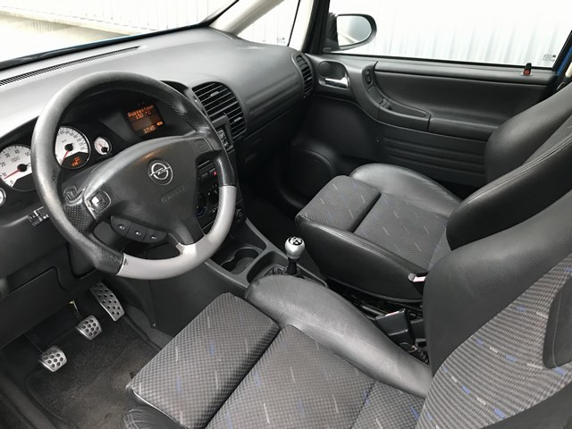 Opel Zafira 2.0 16v opc - v e r k o c h t