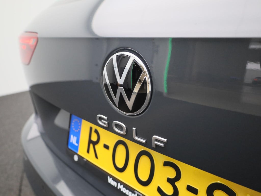 Volkswagen Golf variant 1.0 tsi life | lmv | parkeer sensoren | virtual coc