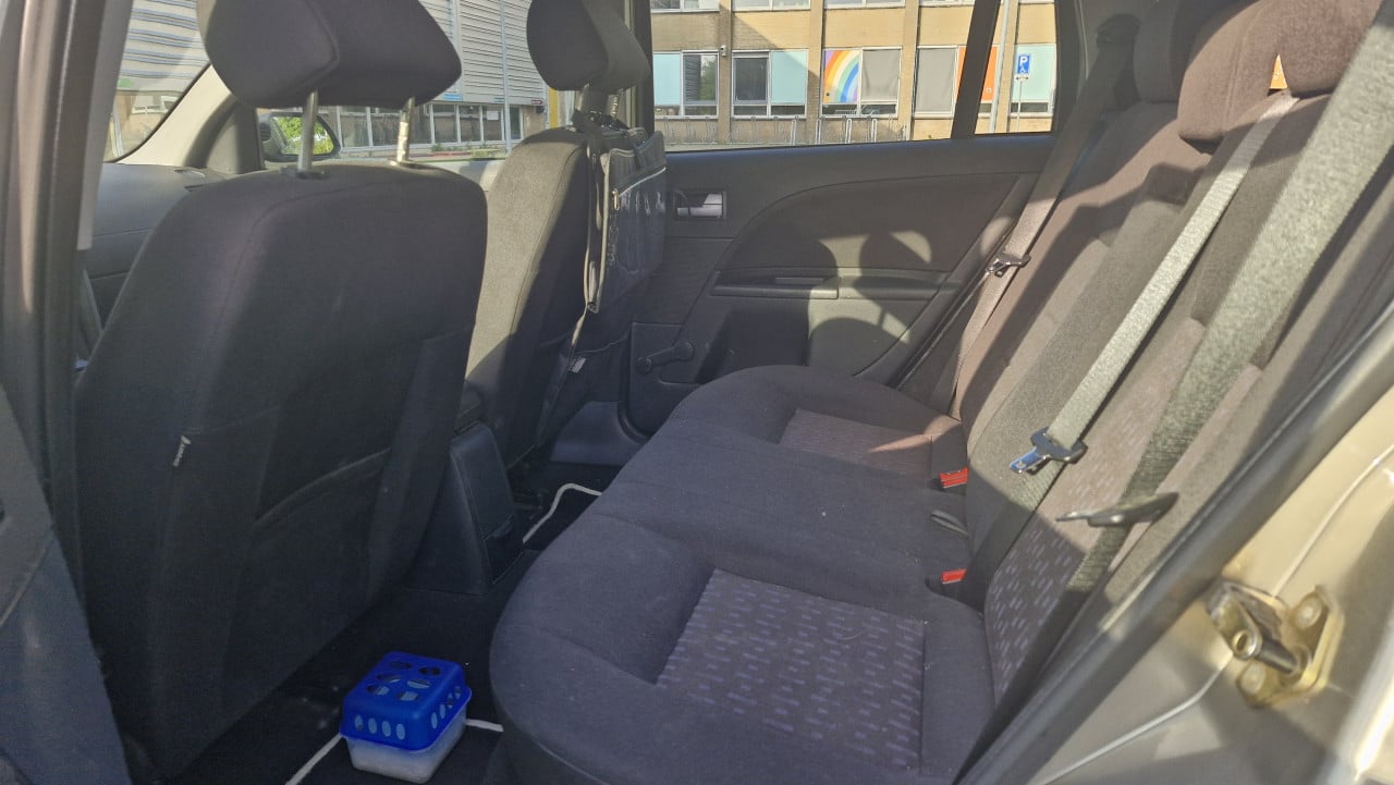 Handel, export, Ford mondeo 1.8 stationwagen